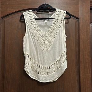 AE Women’s Tank Top